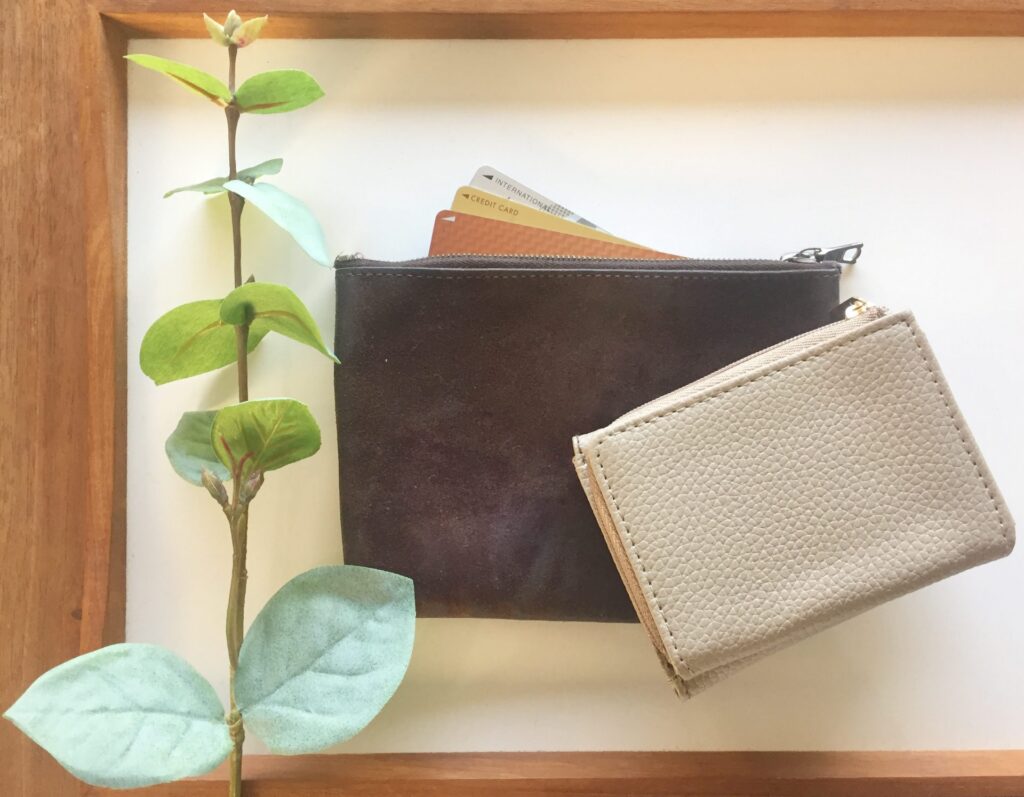 植物と二つの財布